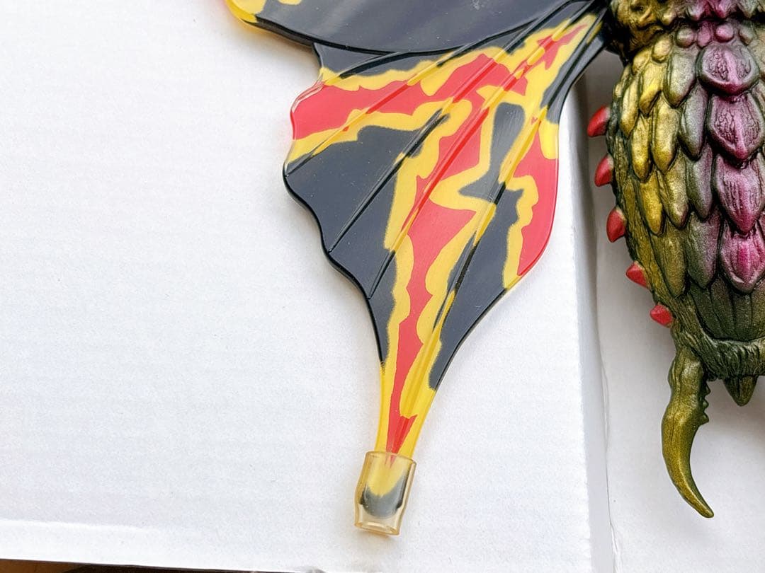 「ゴジラＶＳモスラ」リアル彩色フィギュア・バトラ