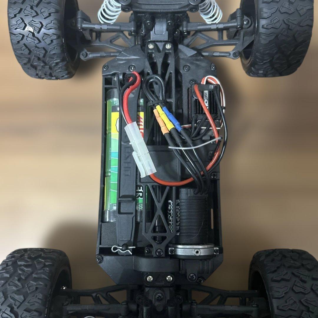 KYOSHO MAD BUG 4WD RCカー