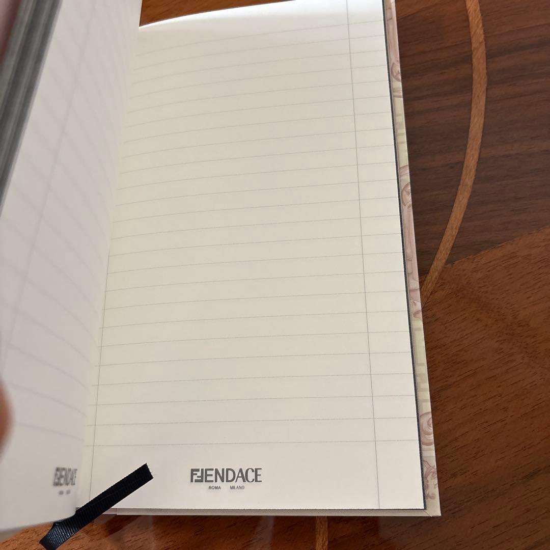 FENDI ノートセット 4冊入り
