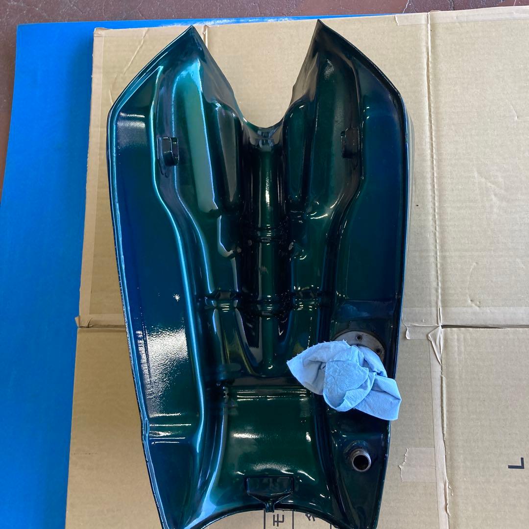 キャワサキ　Z1r2型タンク