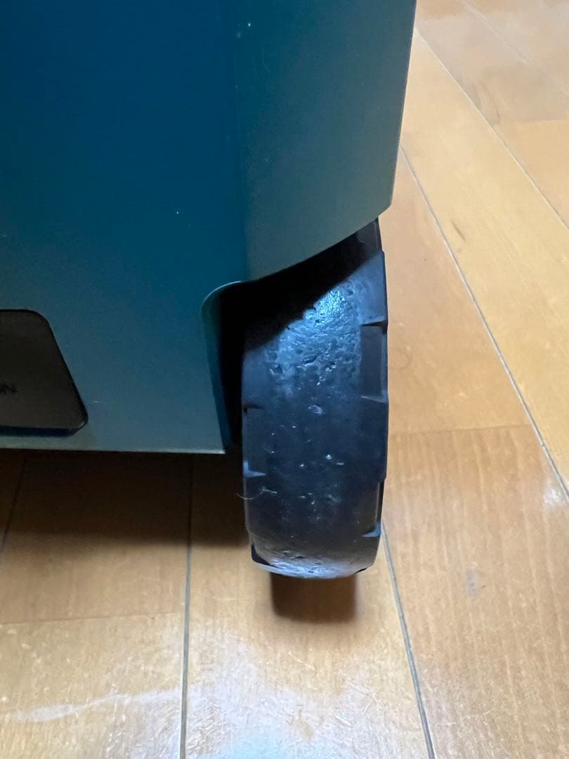 マキタ 充電式保冷温庫 CW004GZO