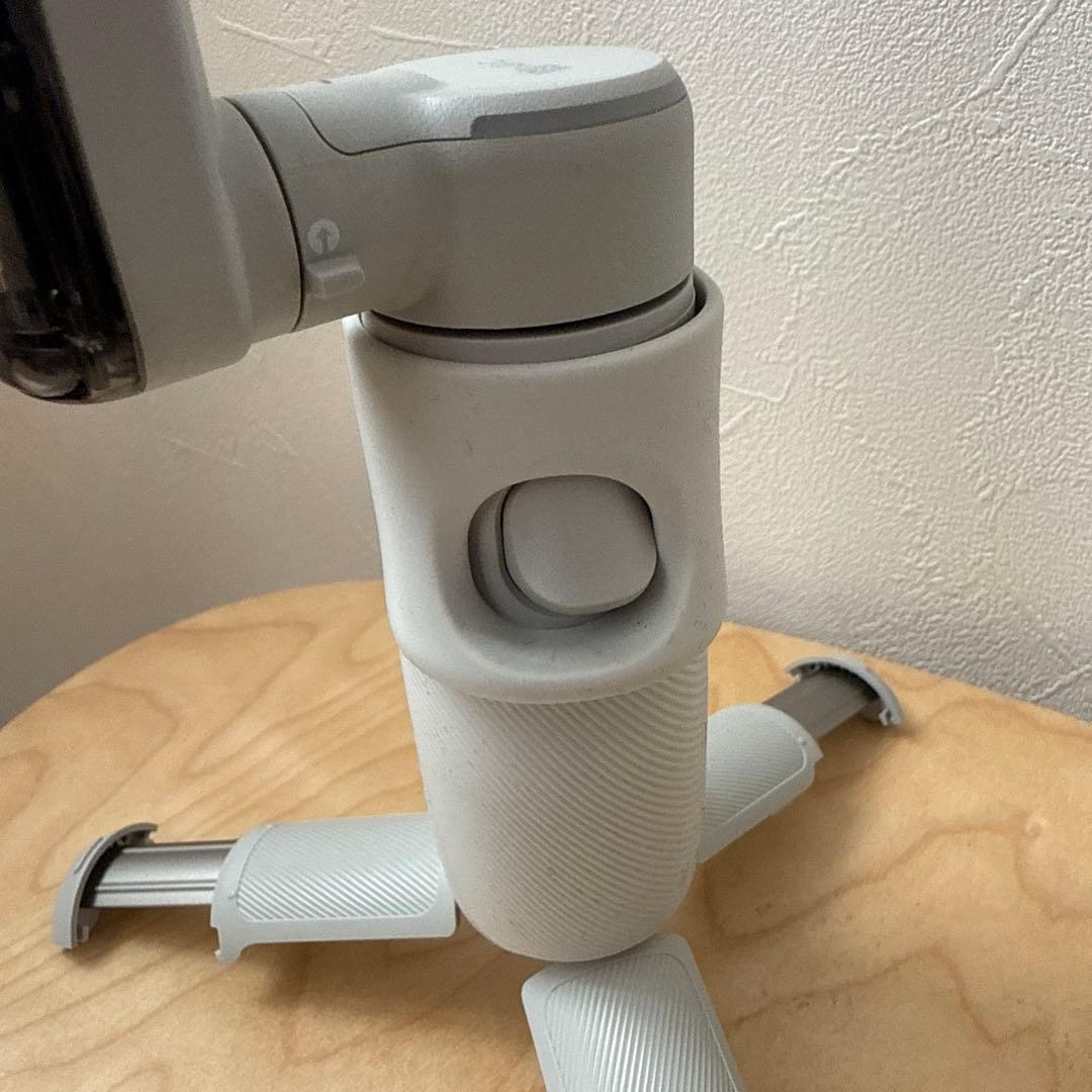 Insta360 Flow Pro 自動追尾機能付き三脚 NFC対応