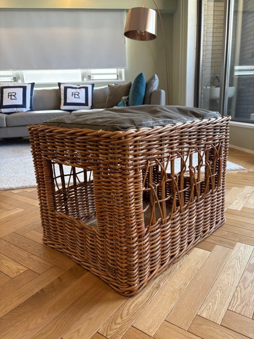 値下げ中！！！ラタン製キャットトイレ用バスケット　猫用ベッド　定価23100円