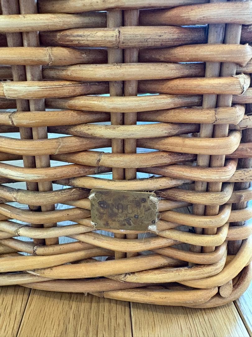 値下げ中！！！ラタン製キャットトイレ用バスケット　猫用ベッド　定価23100円