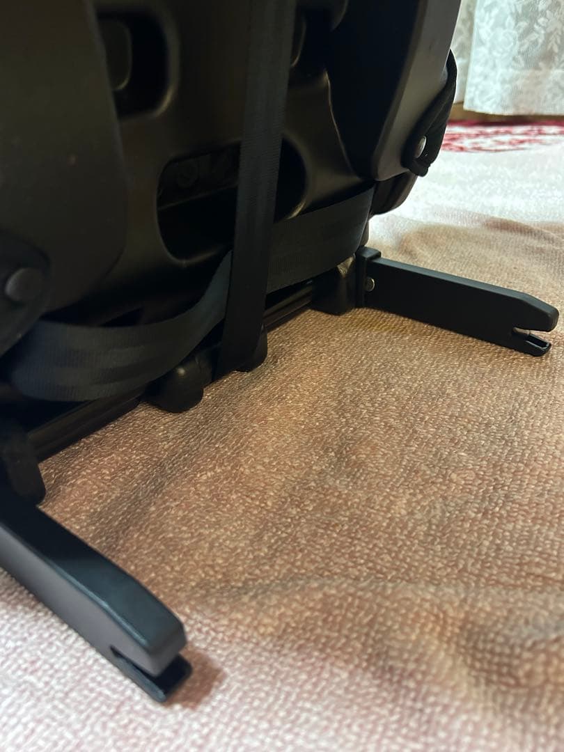 新品未使用品ミッキーマウスチャイルドシート