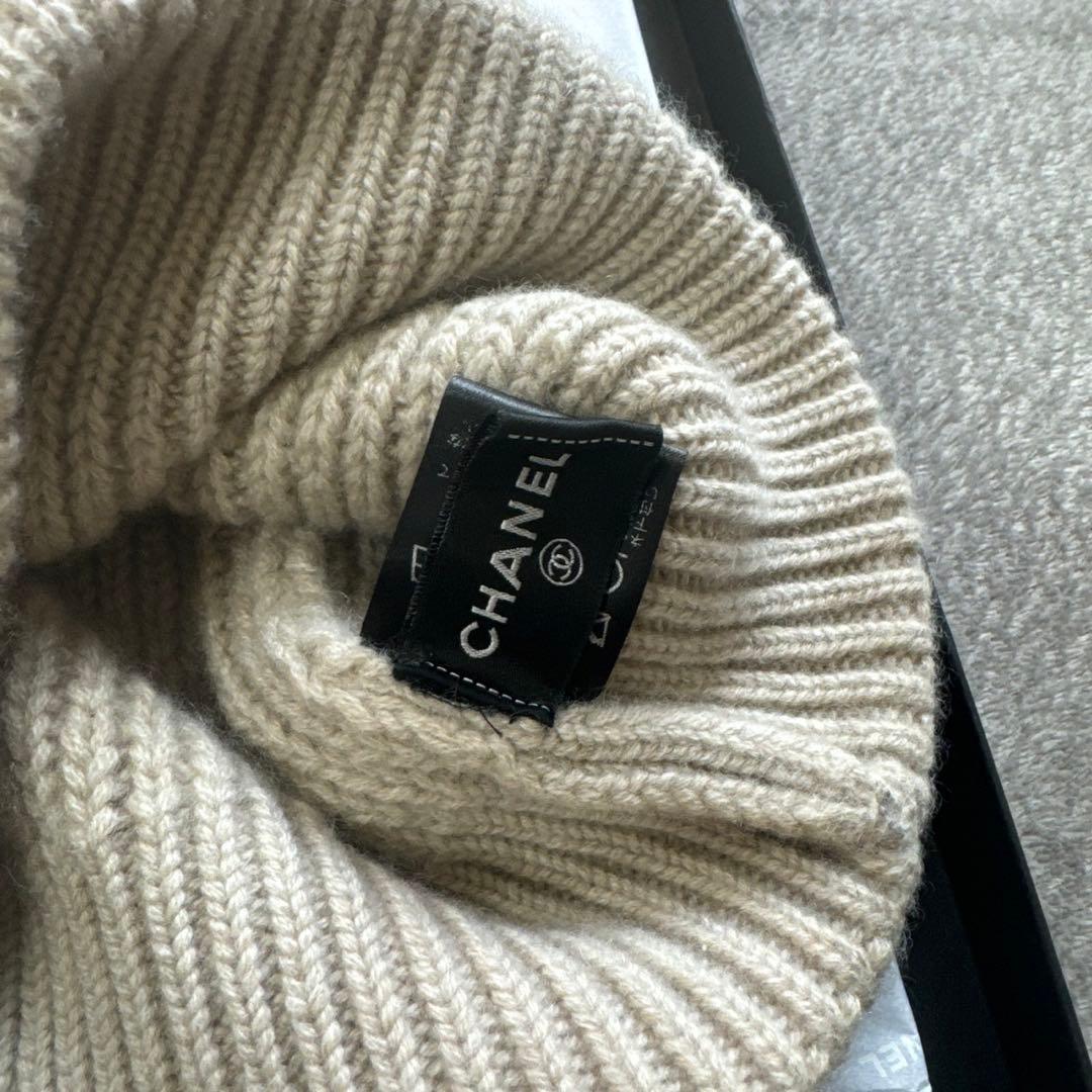 CHANEL グレーニット帽