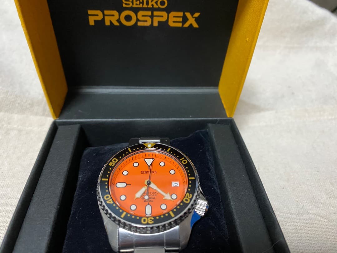 SEIKO セイコーパーペチュアルカレンダー 8F35-00A0 オレンジ