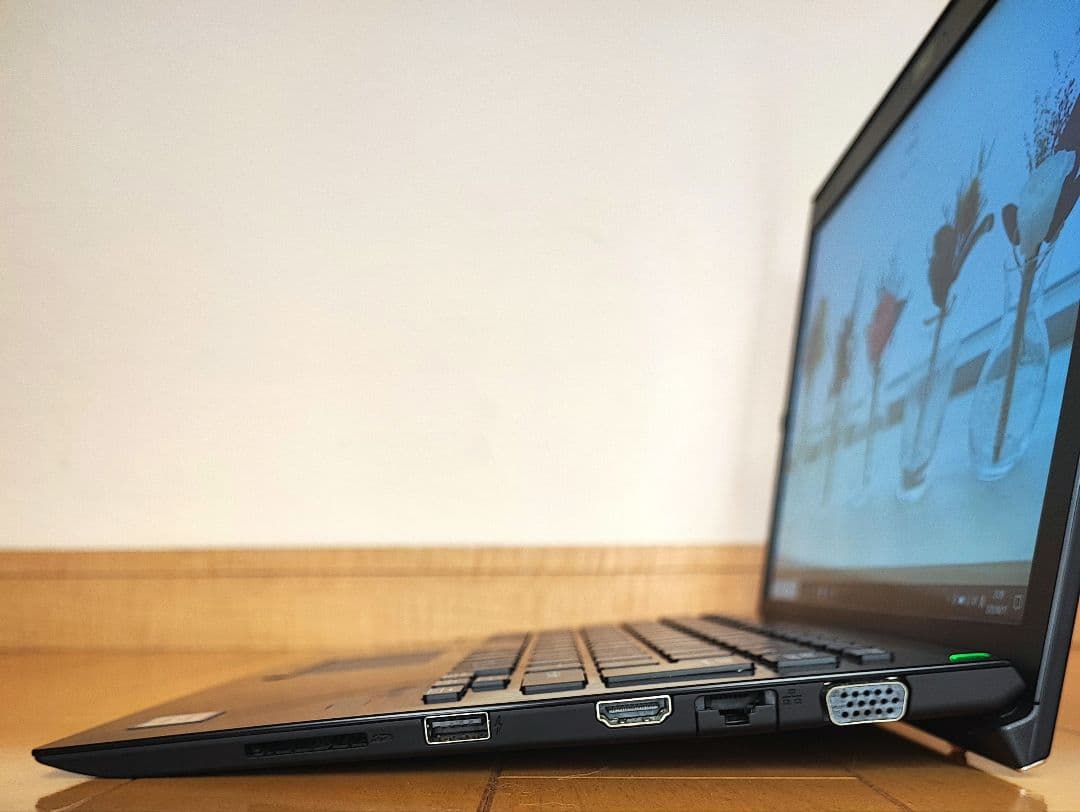 VAIO Pro✨13.3インチ薄型軽量ノートパソコン✨すぐ使える設定済み✨