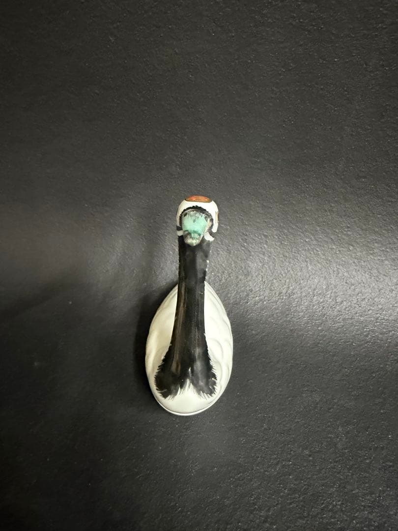 手塚祥堂　白鶴香合　堀内宗完書付　花押　共箱