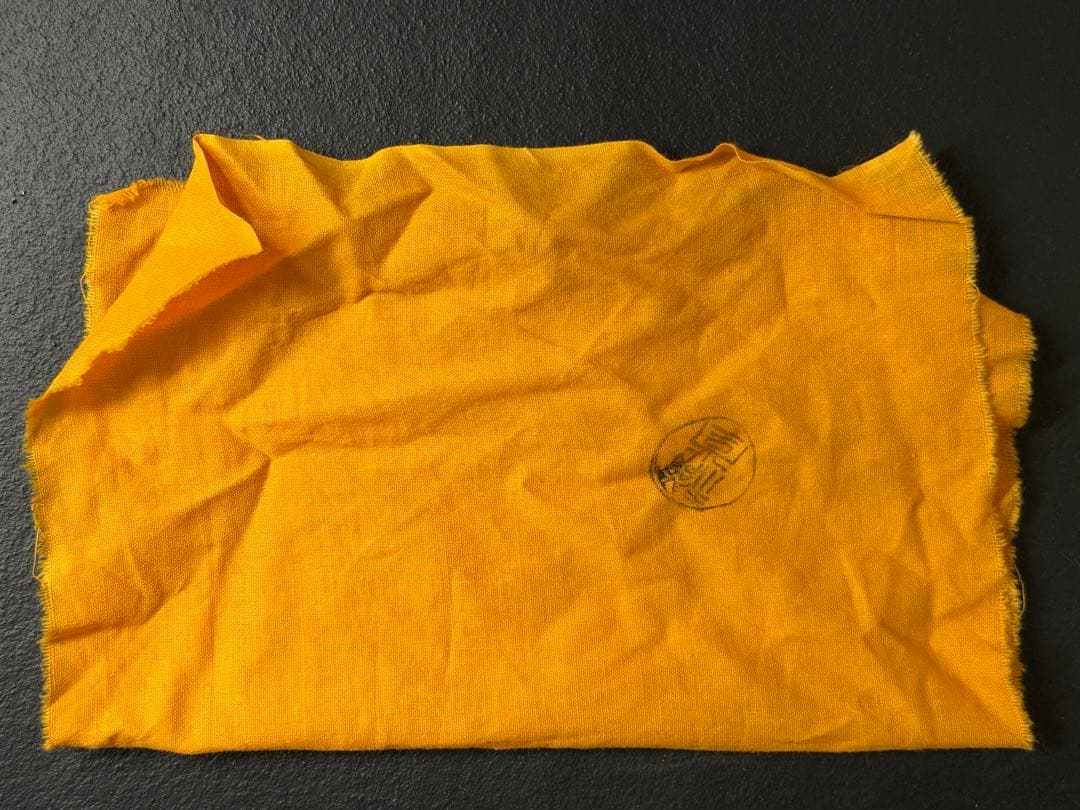 手塚祥堂　白鶴香合　堀内宗完書付　花押　共箱