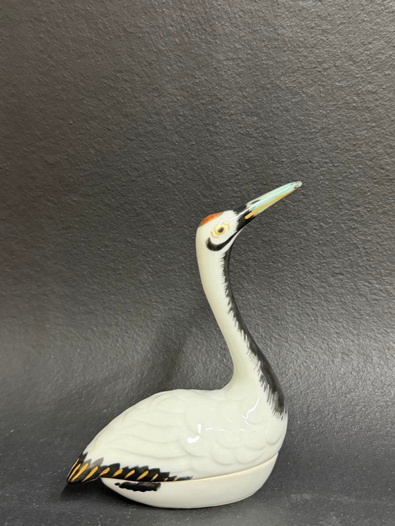 手塚祥堂　白鶴香合　堀内宗完書付　花押　共箱