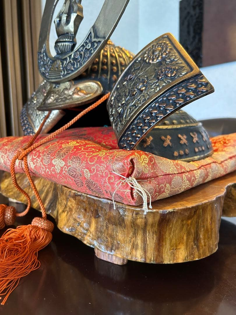 日本の伝統的な兜