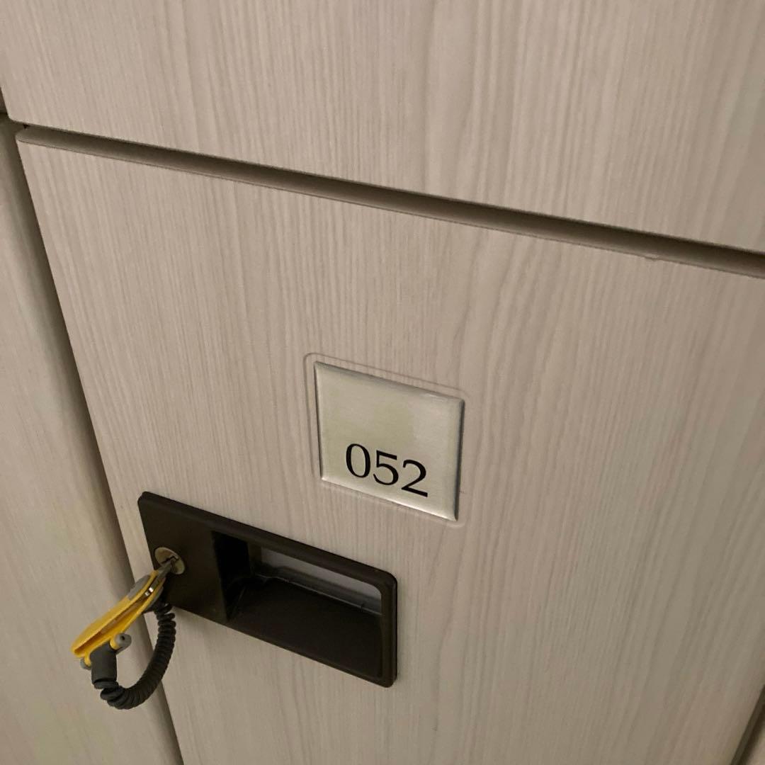 オフィスロッカー　6人用 スチールロッカー　更衣ロッカー 多人数ロッカー　鍵付き