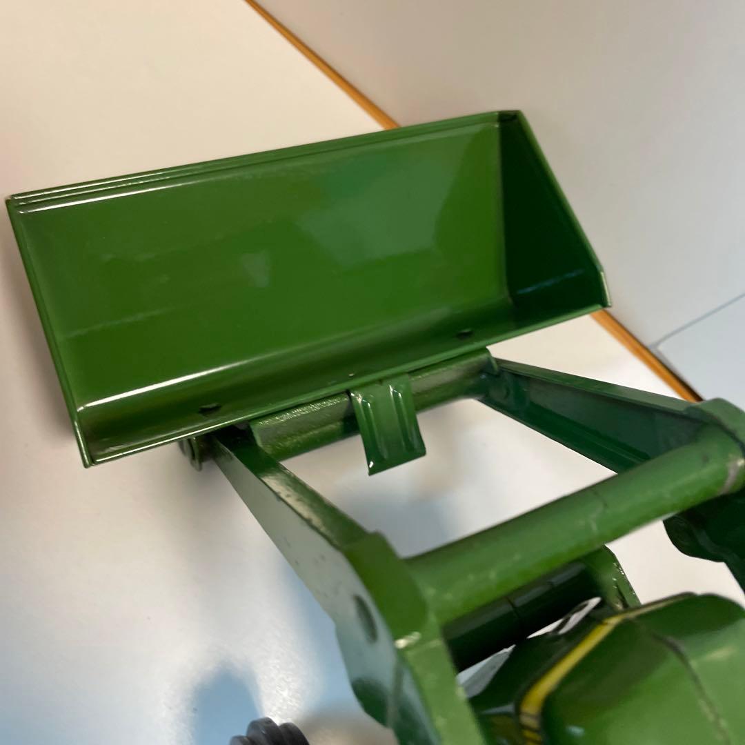 2211.ジョンディアトラクターJD2010 1/16ミニカー