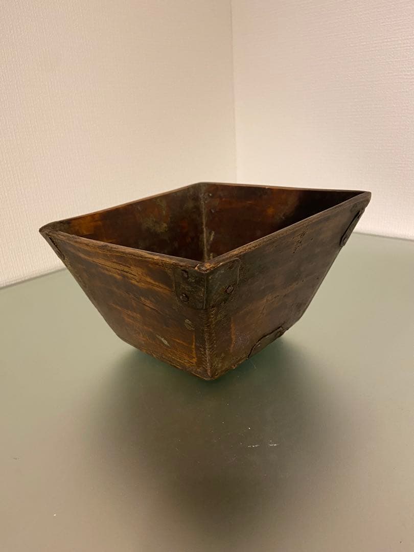 熱海 湖心亭 購入 中国 木製四角容器 金属角付き アンティーク