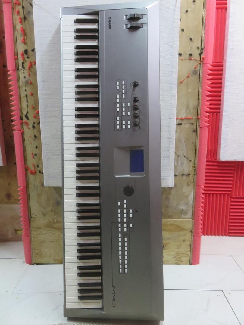 鍵盤楽器 Yamaha MM8