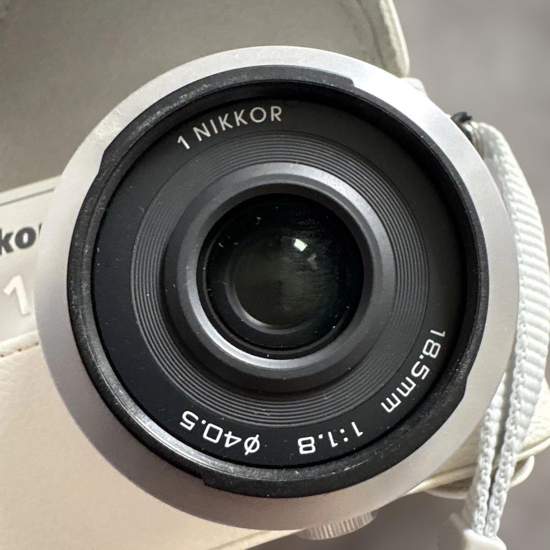Nikon 1 J3 ミラーレスカメラ 本体