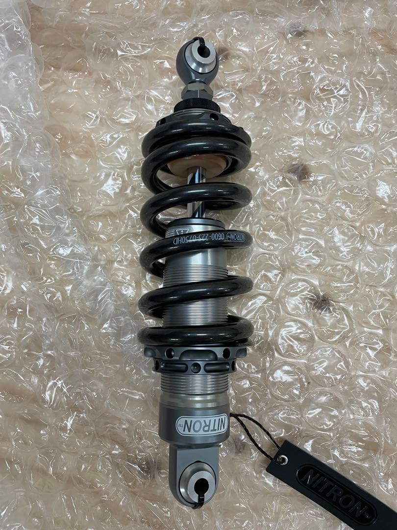 NITRON Husqvarna Svartpilen401 スヴァルトピレン