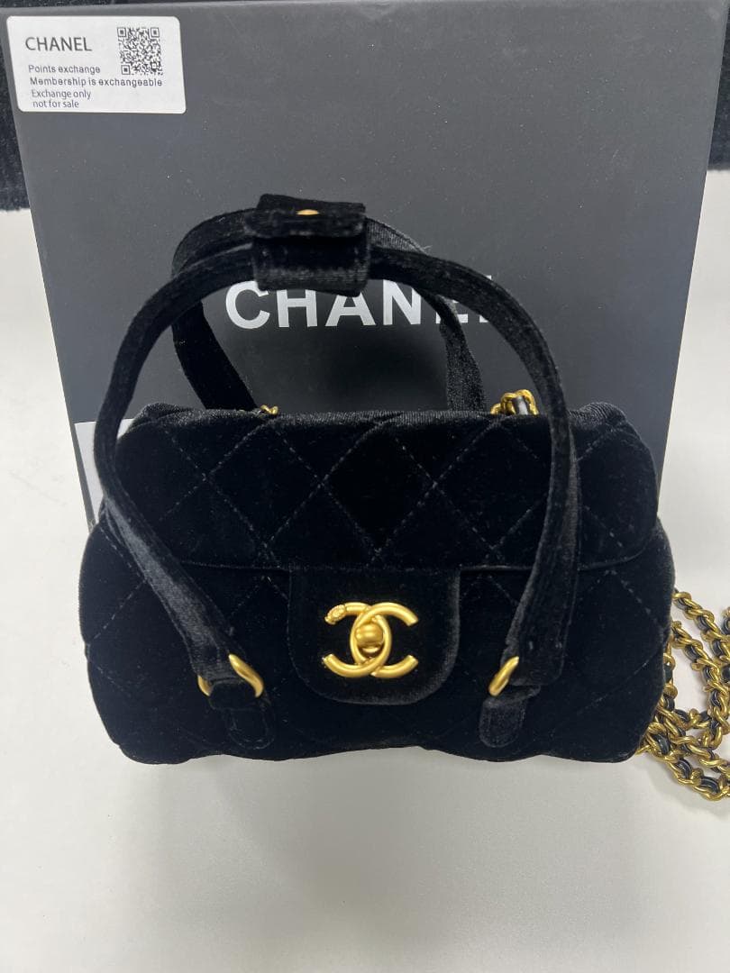 【新品未使用】☆VIP会員正品ボ 非売品 ブラックベルベットミニバッグ☆