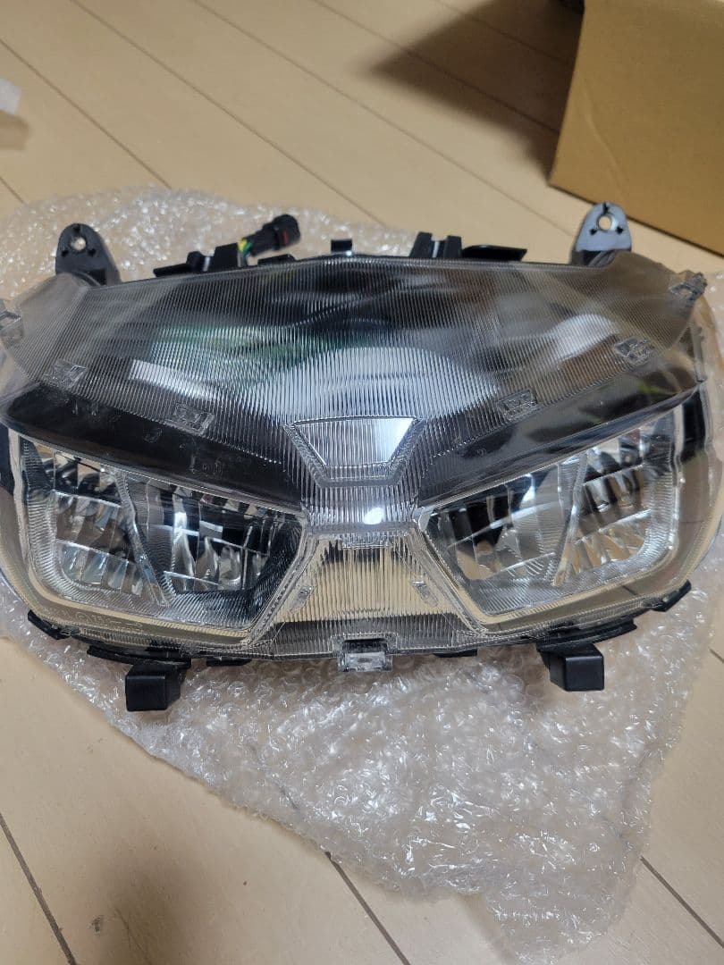 シグナスグリファス　純正ヘッドライト　値引不可