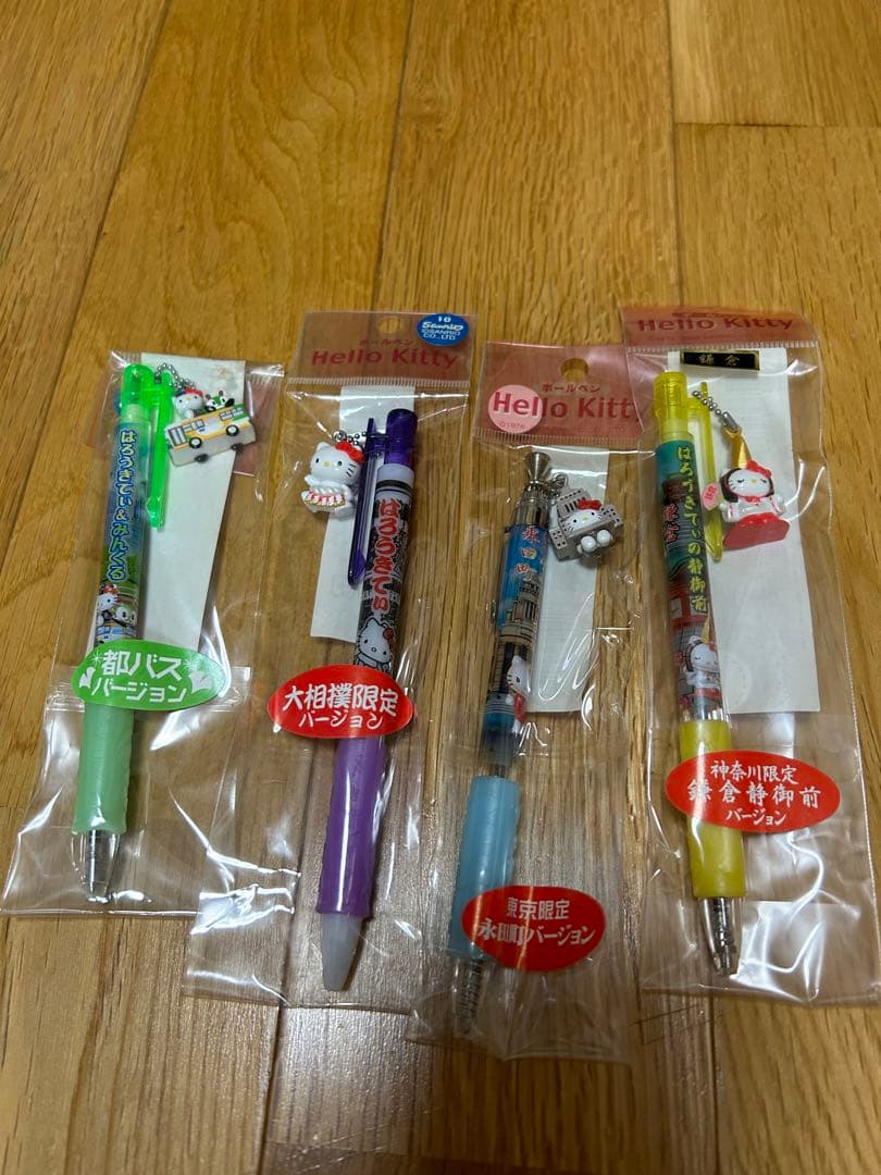 ハローキティ　ご当地ボールペン・シャープペンＡ