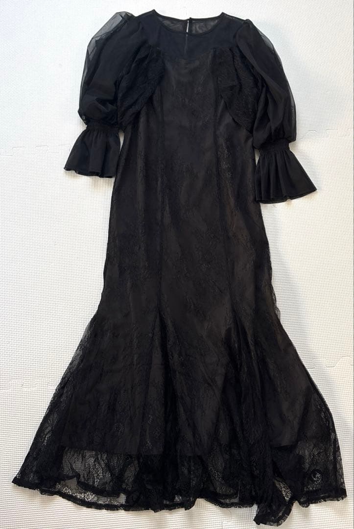 ルイルエブティック レースオフショル・マーメイドフレアワンピースドレス 黒結婚式