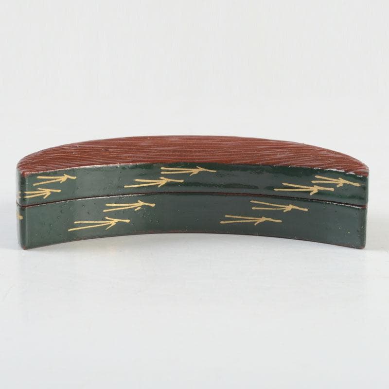 茶道具　高橋峯房作　松蒔絵　三日月型　香合　共箱　V　9498