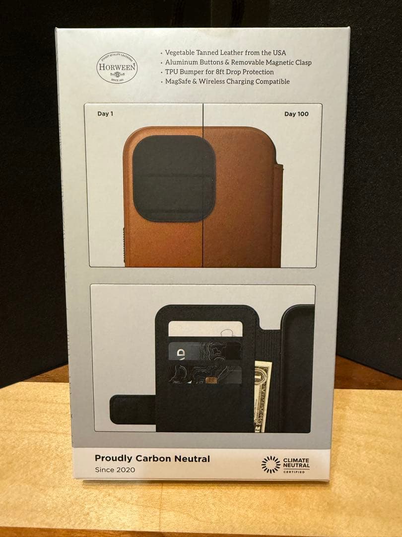 iPhoneアクセサリー NOMAD ModernLeatherFolio iPhone 15Pro