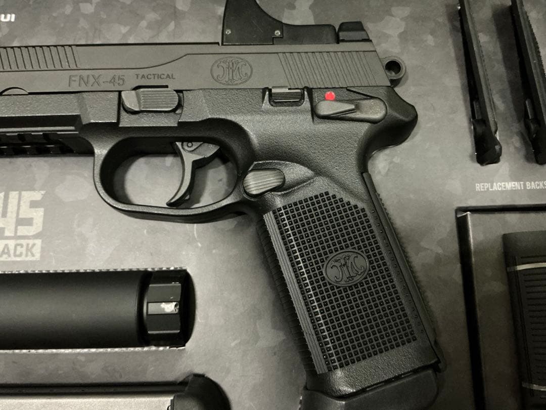 FNX45 タクティカル 東京マルイ ガスガン　ハンドガン
