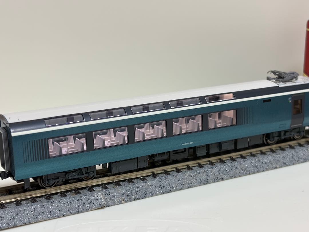 鉄道模型　Nゲージ　KATO 10-1644 E261系　サフィール踊り子　限定