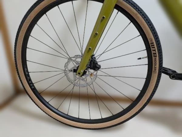 鳩　キャノンデール TOPSTONE CARBON 4　フロントシングル