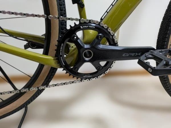 鳩　キャノンデール TOPSTONE CARBON 4　フロントシングル