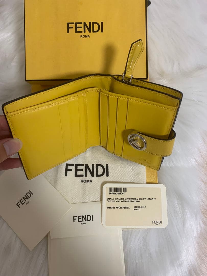 美品！FENDI 折財布
