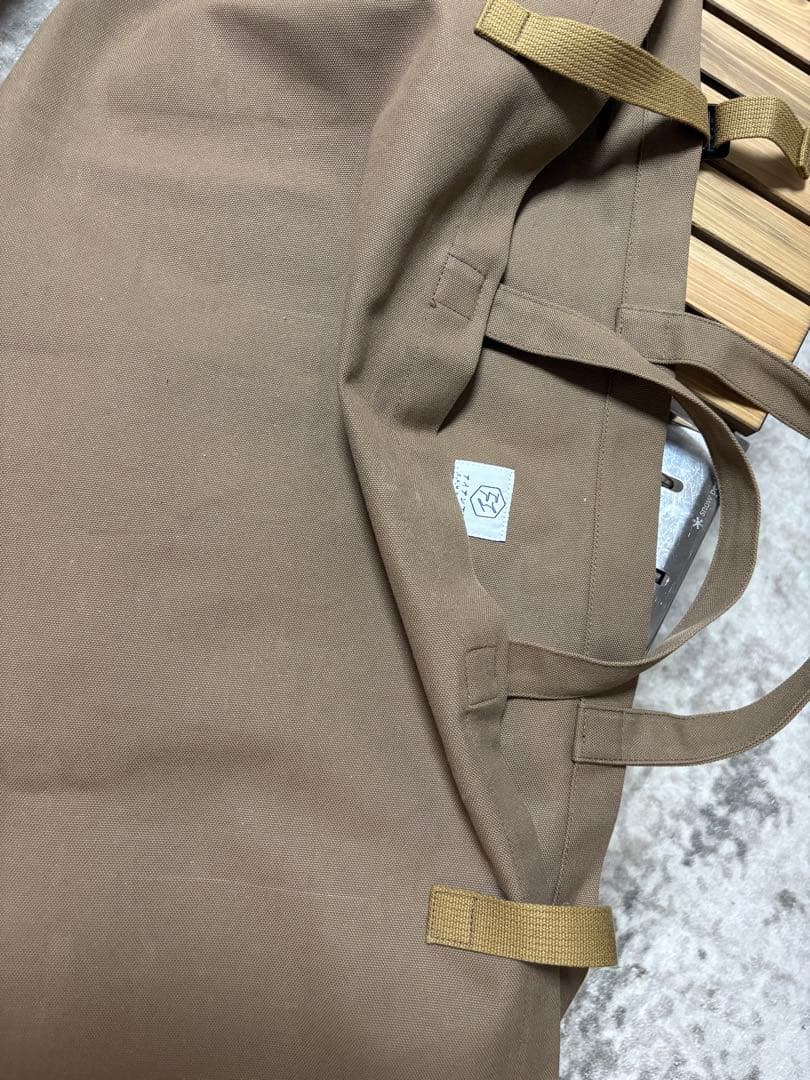 アイアン工房　アウトドアテーブル 木製スラットデザイン