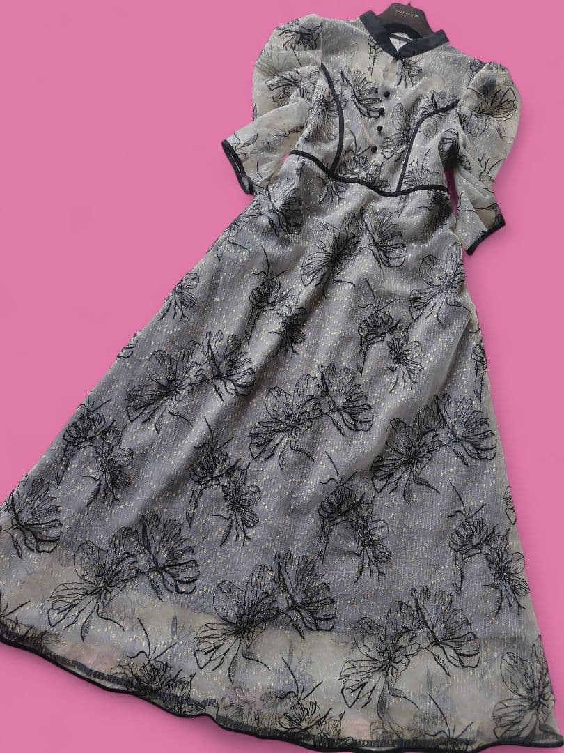 美品✨️lejaパイピングプチハイネック花柄刺繍ラメレースロングドレスワンピース