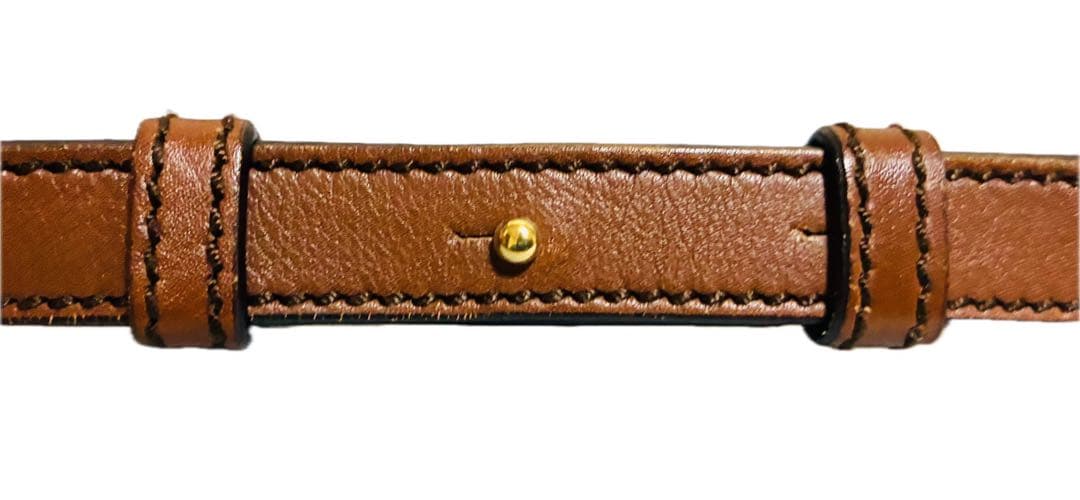 【美品】フェラガモ　ショルダーバッグ　クロスボディ　ガンチーニ　ベージュ　レザー