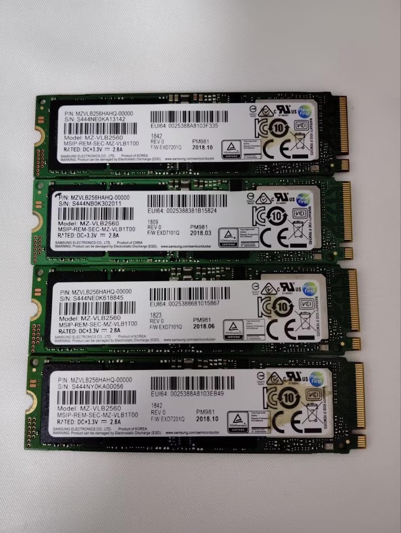 4点セット Samsung 256GB M.2 NVMe SSD MZ-VLB