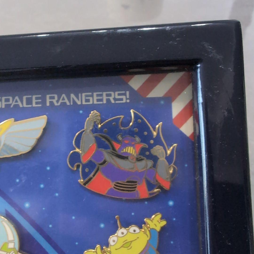 【希少】バズライトイヤーのアストロブラスター　ピンバッジセット　東京ディズニー