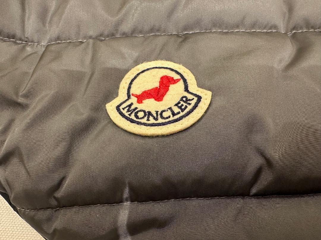 ◆新品未使用 MONCLER 犬用ダウンベスト 最新リバーシブルモデル◆