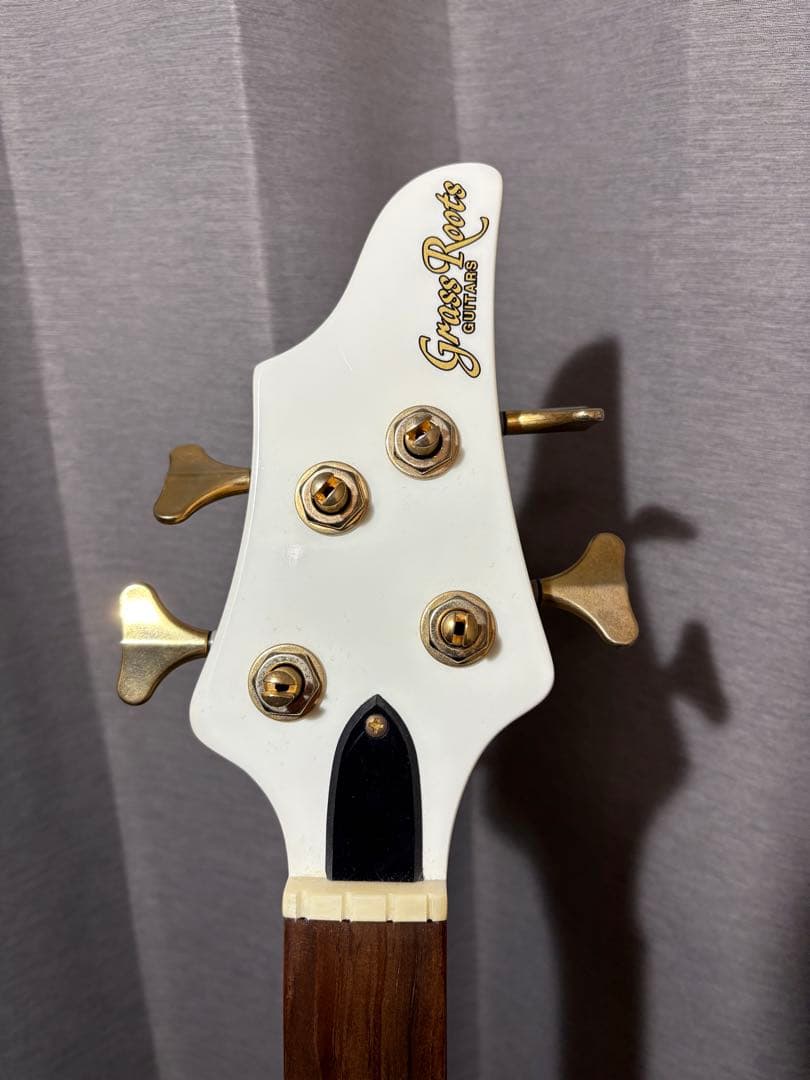 ベース GrassRoots G-BB-DLX【ソフトケース付き】