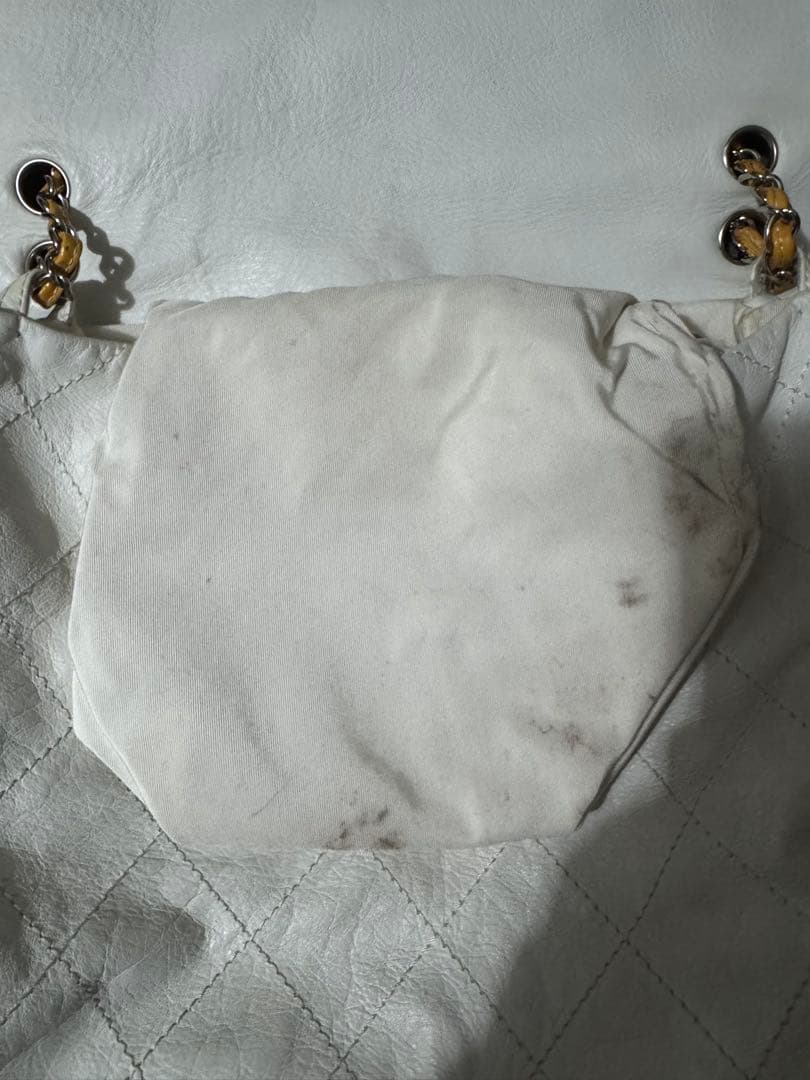 CHANEL シャネル ショルダーバッグ マトラッセキルティング エナメル