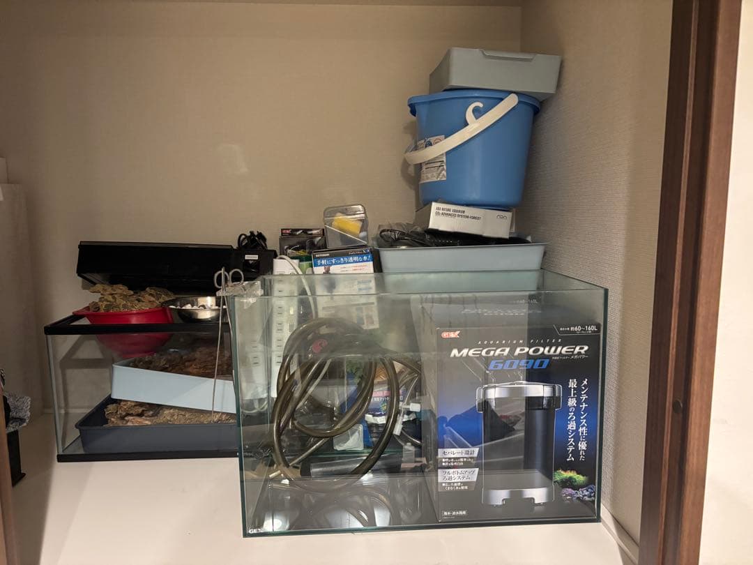 ガラス水槽とMEGA POWERフィルターセット