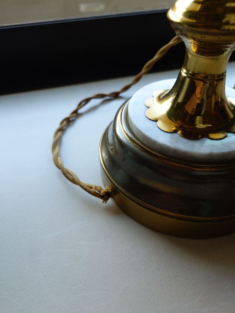 フランス製シェード　ビンテージランプ　1940 年　フェントンお好きな方にも