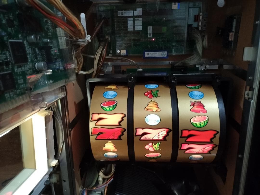 【パチスロ実機】SANKYO★パチスロ 倖田來未２【不要機付】