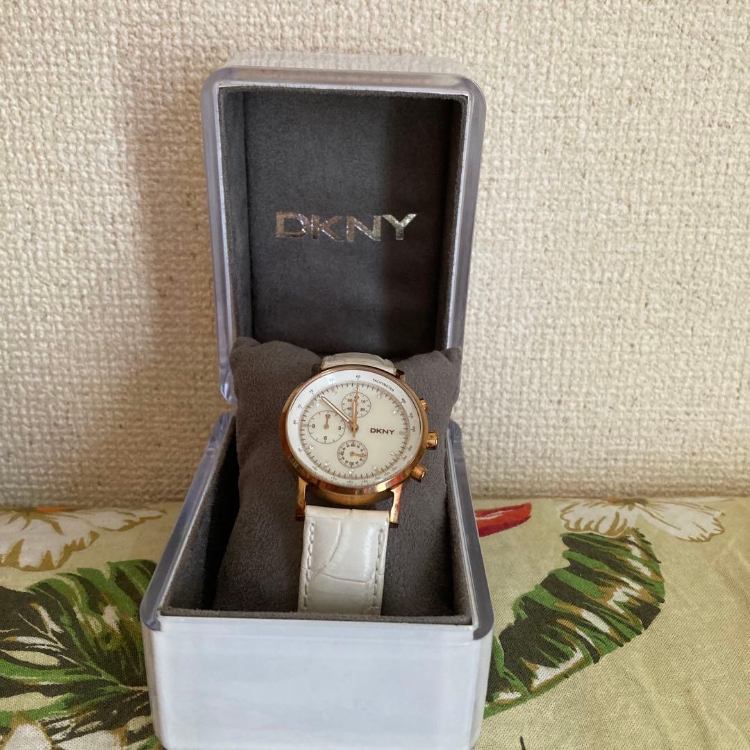 DKNY♡ダナキャランニューヨーク腕時計クロノグラフ