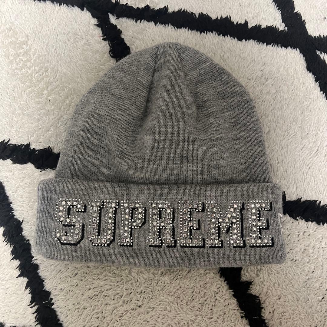 supreme ビーニー 中町綾着用 最安値