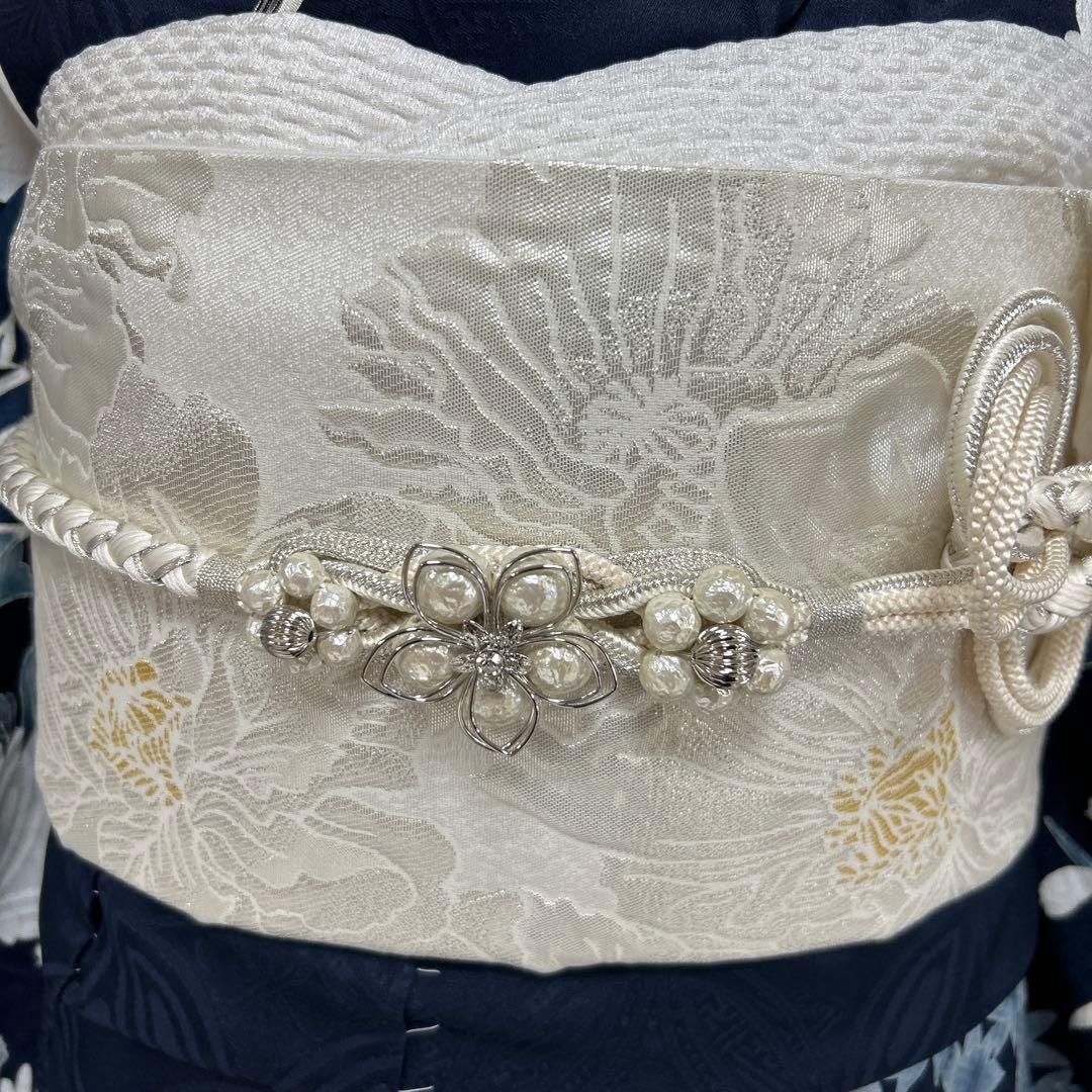 紺地クールな牡丹と菊に流水の振袖フルセット