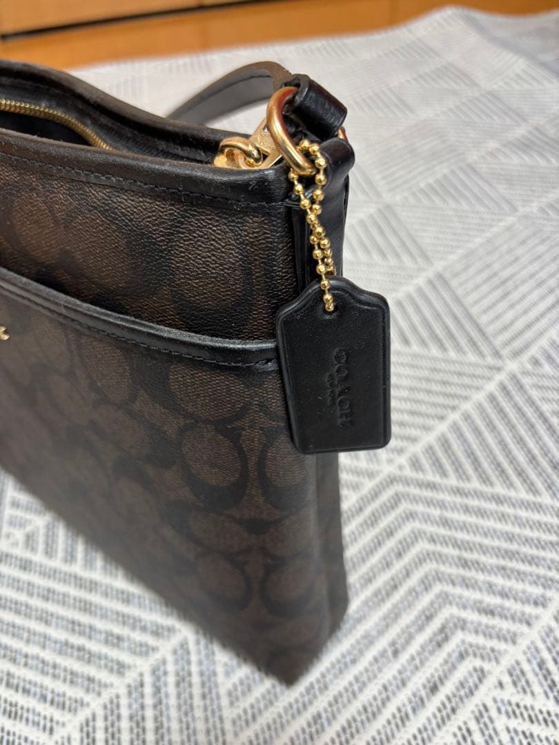 Coach ショルダーバッグ ダークブラウン