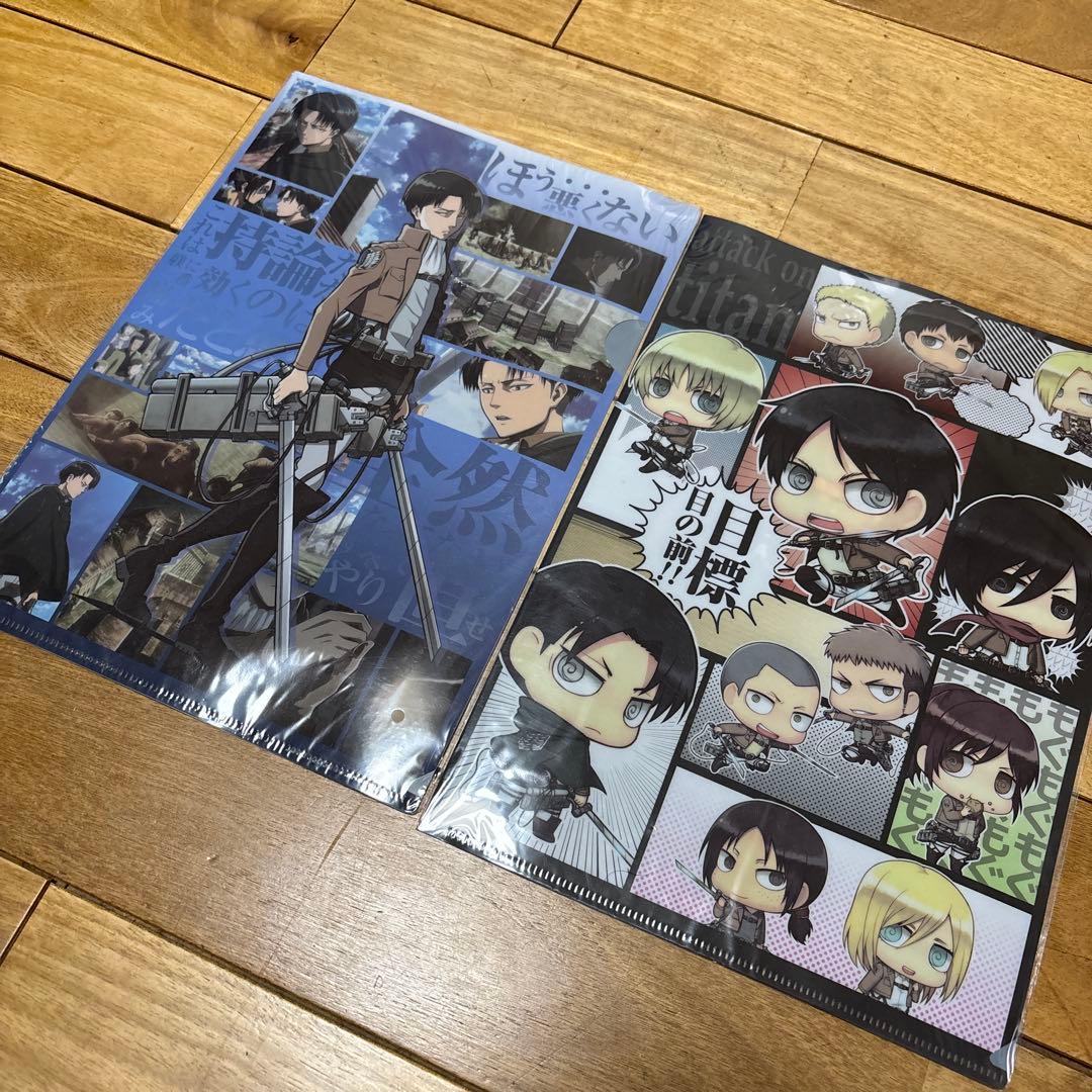 進撃の巨人 非売品など色々セット(クリアファイル6枚・缶ケース5点メモ帳4点等)