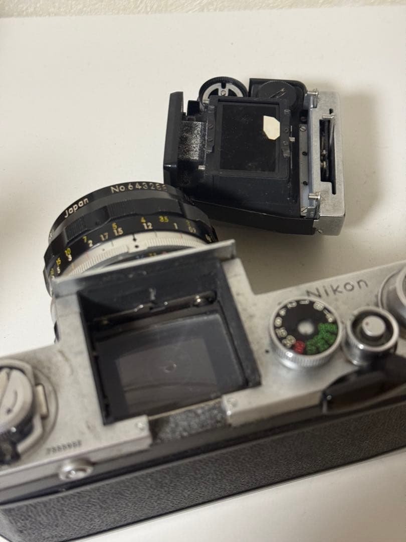 動作品　Nikon Ｆフォトミック　28mmF3.5　一眼レフカメラ